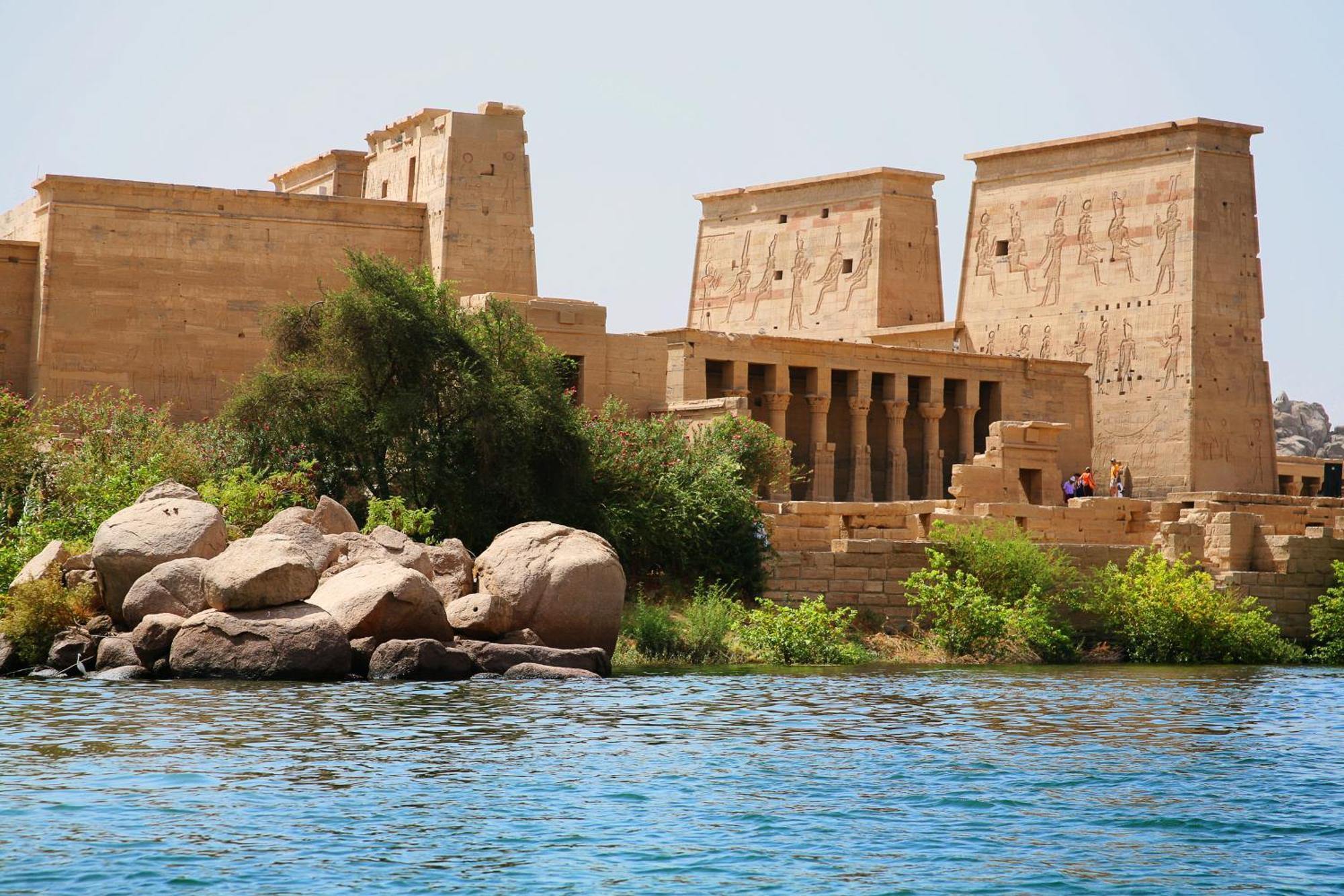 Moevenpick Royal Lily Nile Cruise, Every Monday Four Nights From Luxor, Every Friday Three Nights From Aswan - Including Excursions & Sightseeing Eksteriør billede